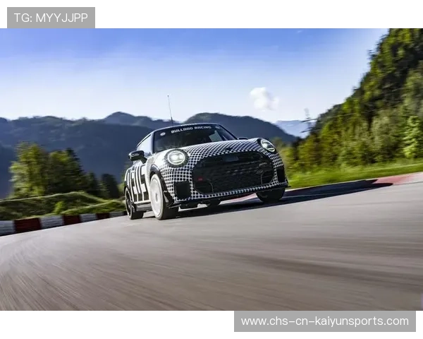 赛车惊险瞬间：飞驰而过的火焰，震撼人心的极限挑战