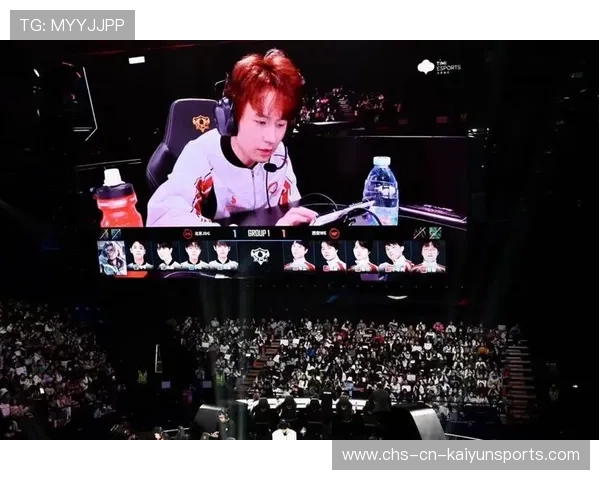 电竞赛事选手入场仪式强化视听震撼，电竞比赛观众席